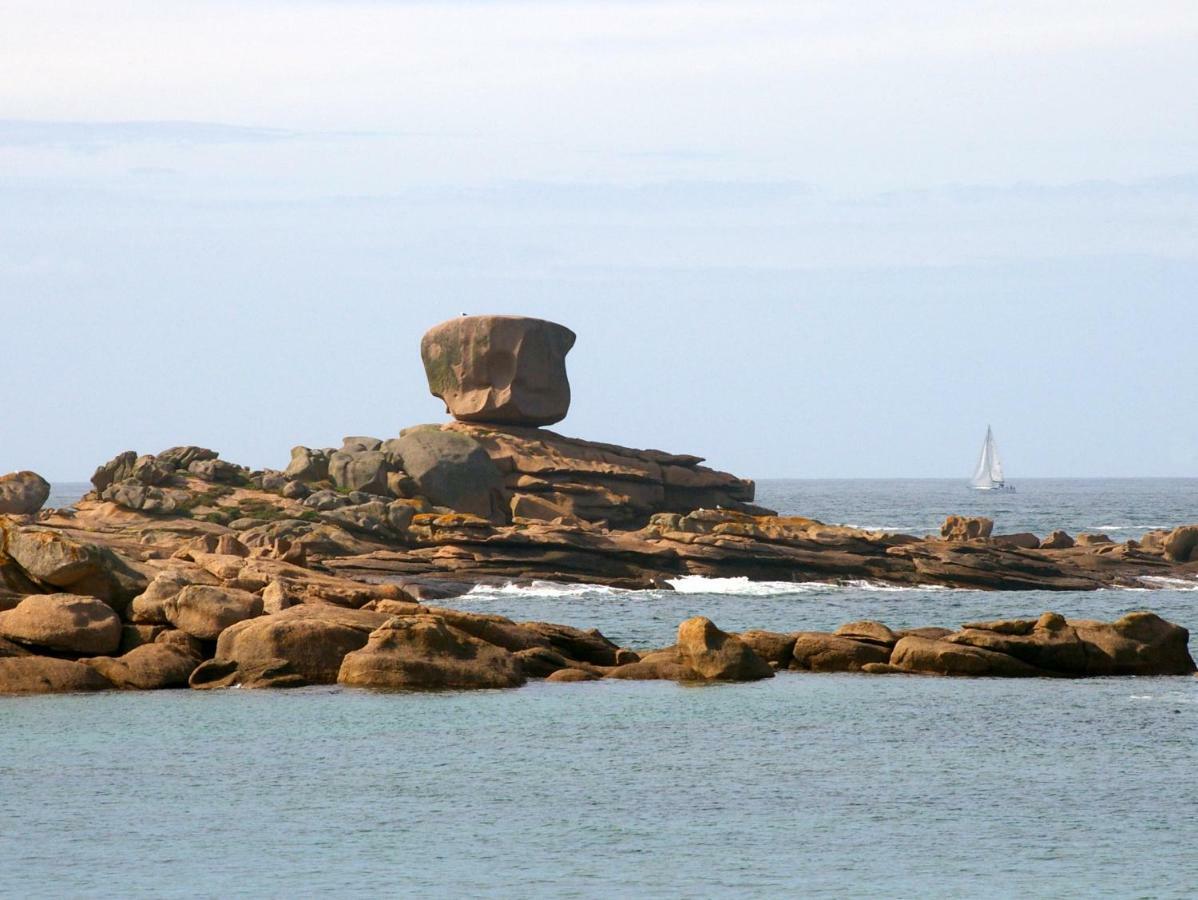 Le Colombier Bretagne Bed & Breakfast Louannec Eksteriør bilde
