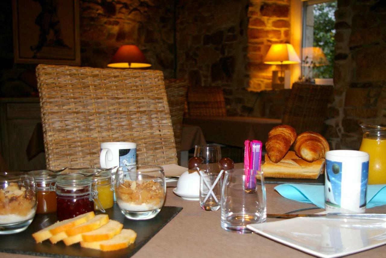 Le Colombier Bretagne Bed & Breakfast Louannec Eksteriør bilde