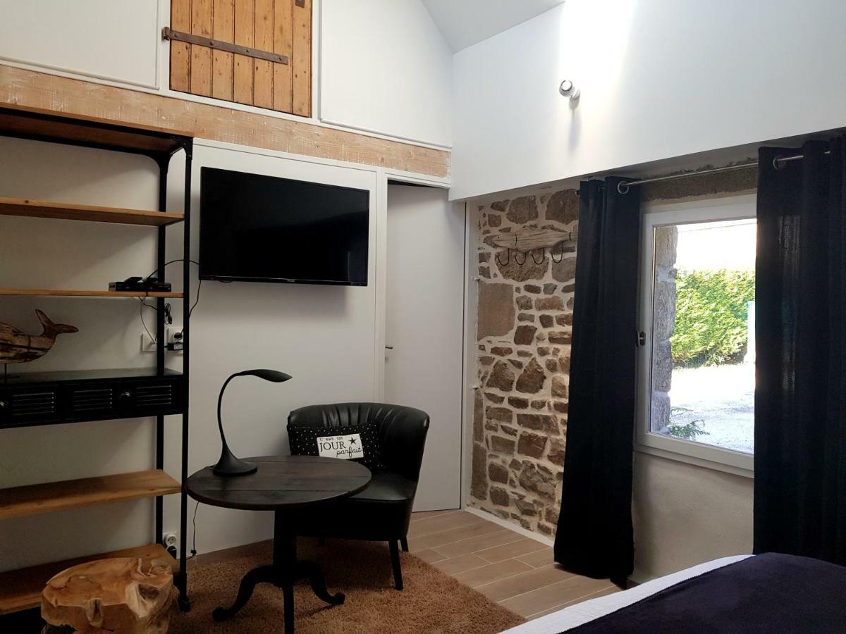 Le Colombier Bretagne Bed & Breakfast Louannec Eksteriør bilde